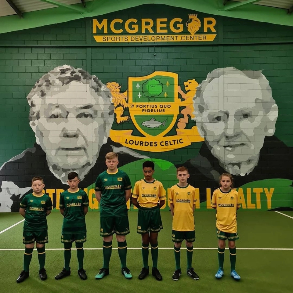 McGregor vừa có khoản tài trợ đáng kể vào CLB bóng đá thời thơ ấu Lourdes Celtic.