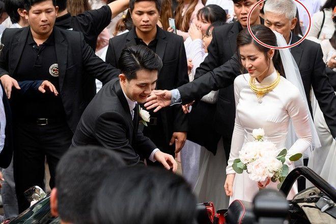 Xuất hiện trong đám cưới của Đông Nhi - Ông Cao Thắng.