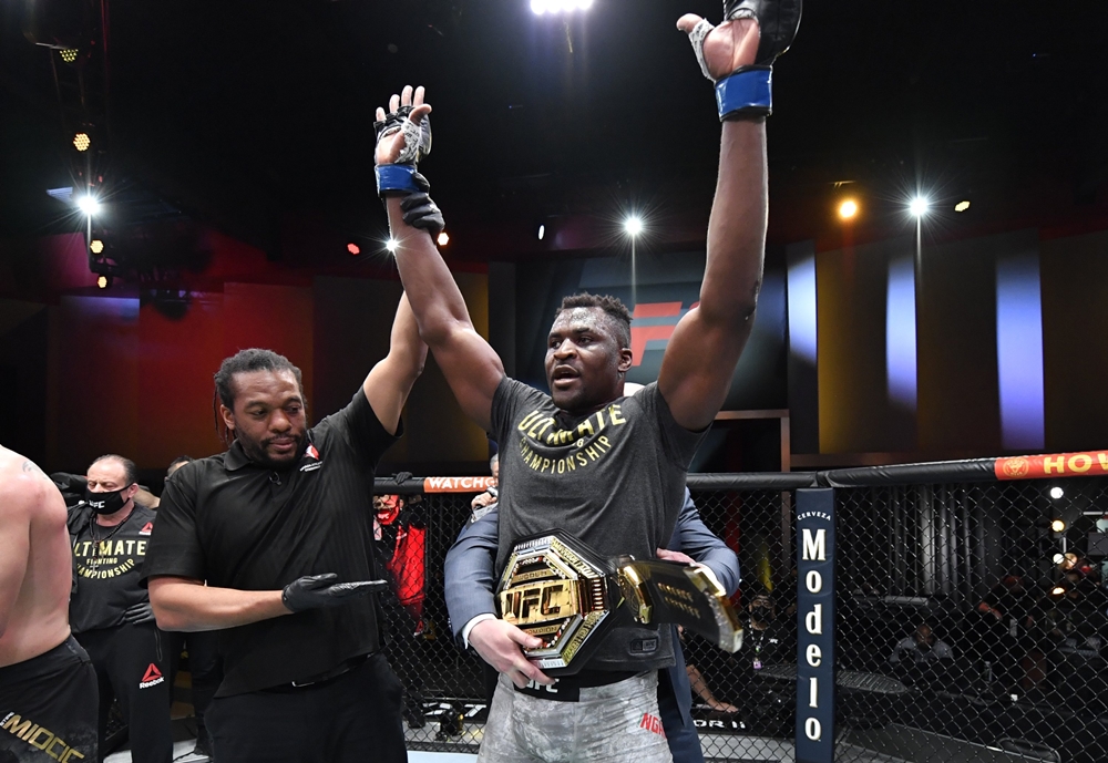 Francis Ngannou đang là nhà đương kim vô địch hạng nặng UFC.