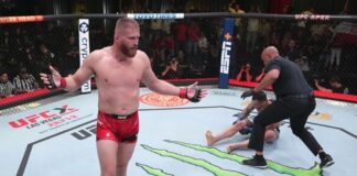 Jan Blachowicz có chiến thắng TKO trước Aleksandar Rakic hồi cuối tuần trước.