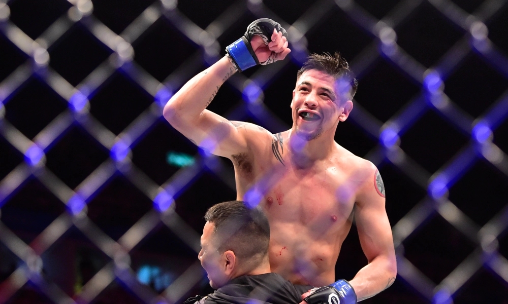 Brandon Moreno đã thống nhất đai hạng cân 125 pound sau chiến thắng cuối tuần qua.