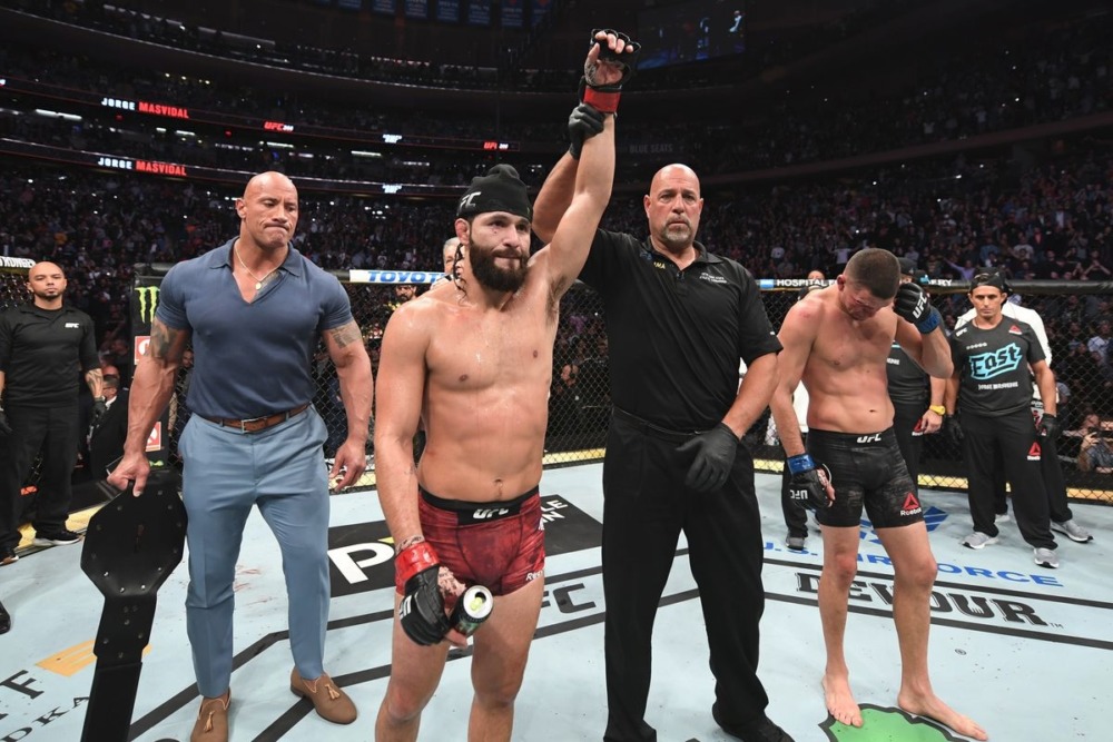 Nate Diaz để thua Jorge Masvidal tại UFC 244.